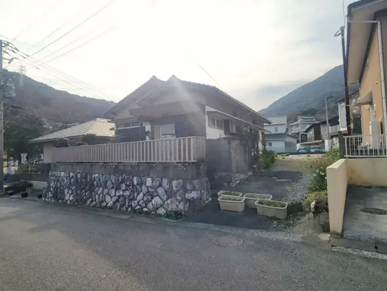 Slide 0