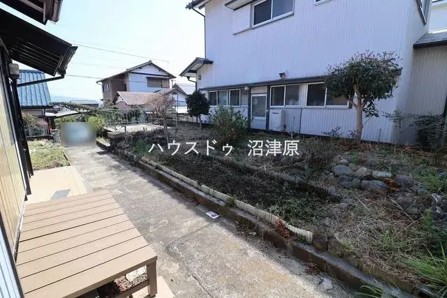 Slide 3