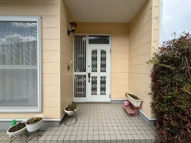 Slide 4