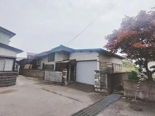 Slide 0