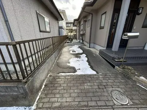 Slide 4