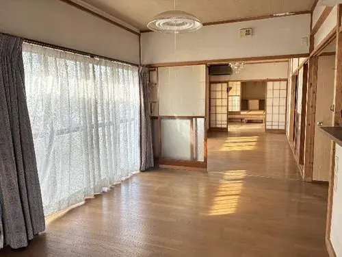 Slide 5