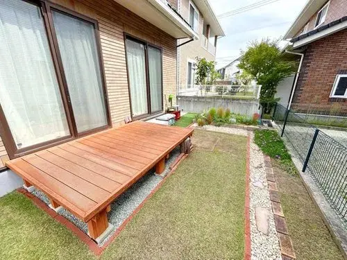 Slide 4