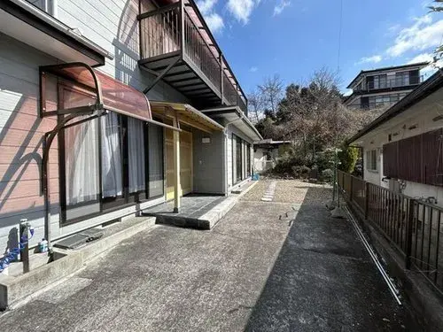 Slide 4