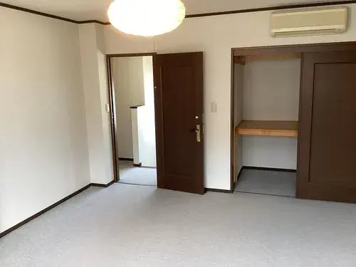 Slide 4