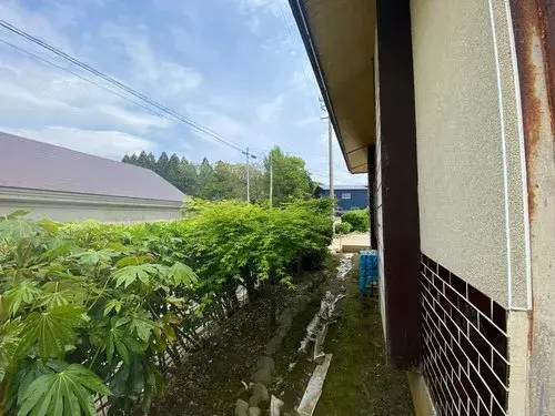 Slide 4