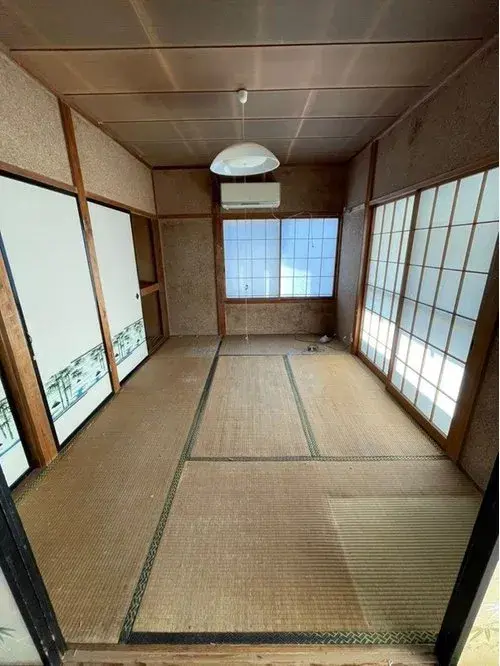 Slide 4