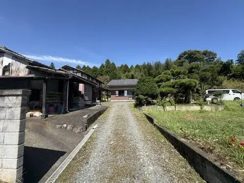 Slide 6