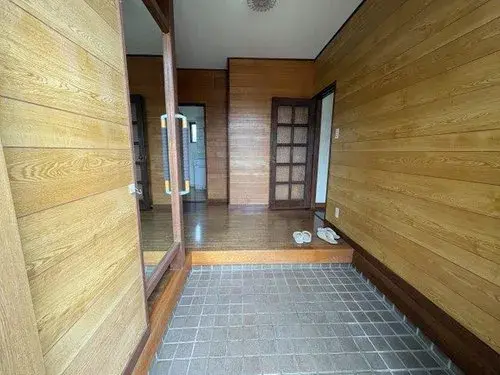 Slide 4
