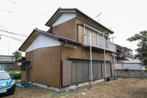 Slide 4