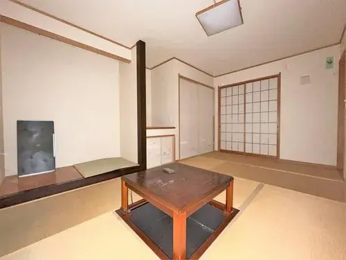 Slide 4