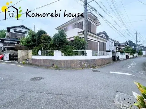 Slide 4