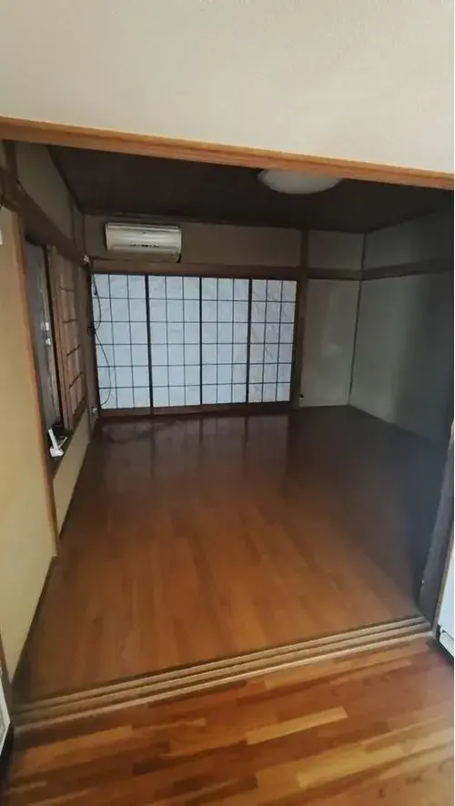 Slide 4