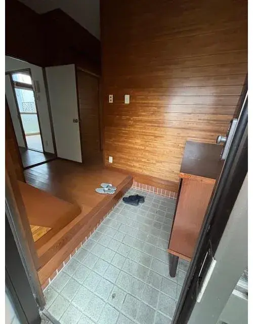 Slide 4