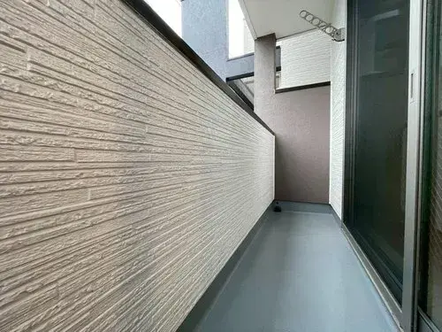 Slide 4