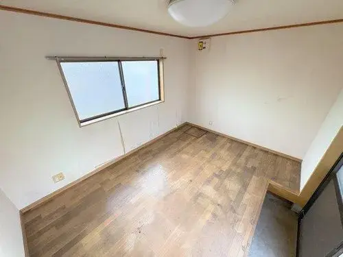 Slide 4
