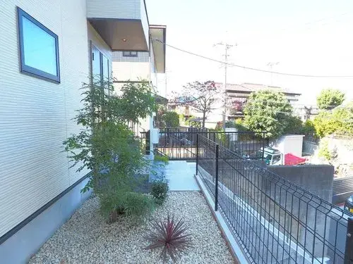 Slide 4