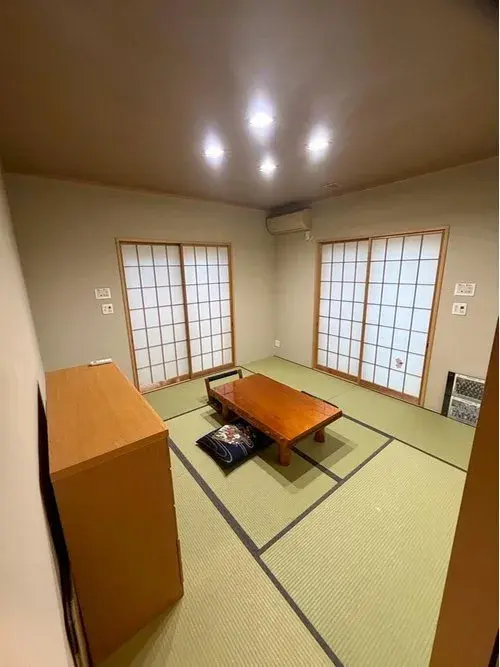 Slide 4