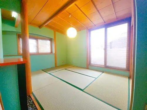 Slide 4