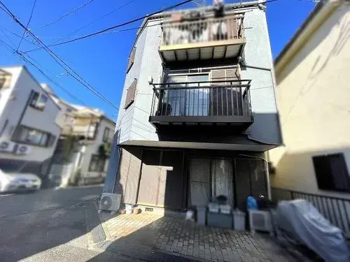 Slide 4