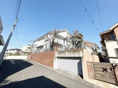 Slide 4