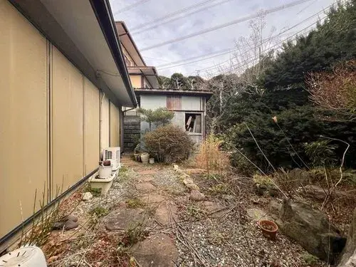 Slide 6