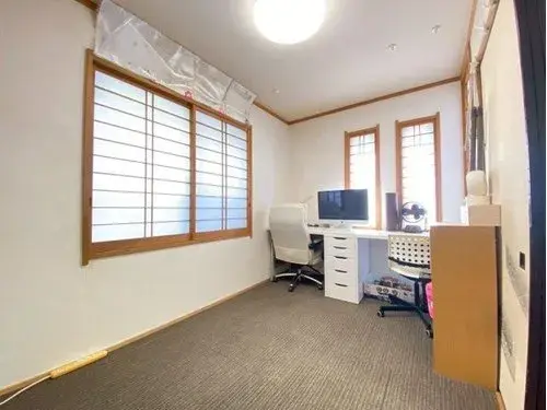 Slide 4