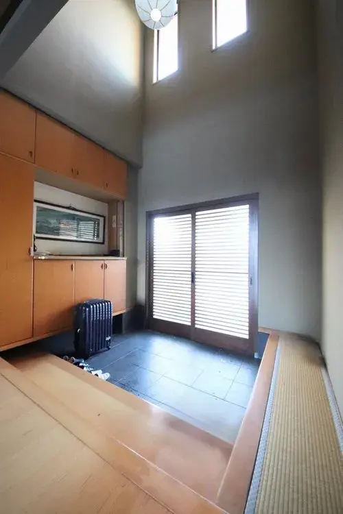 Slide 4