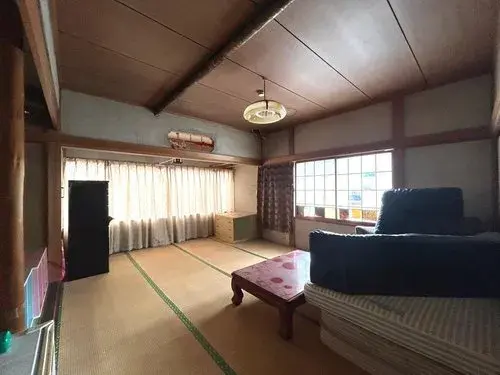 Slide 4