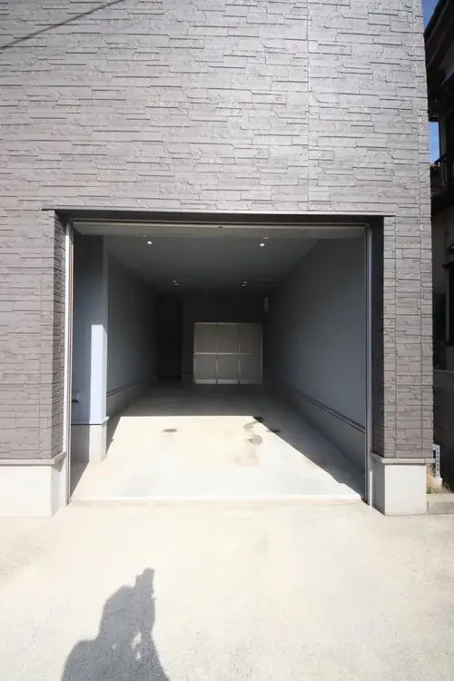 Slide 4