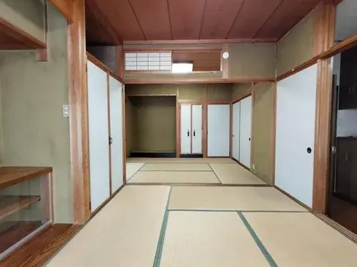 Slide 4