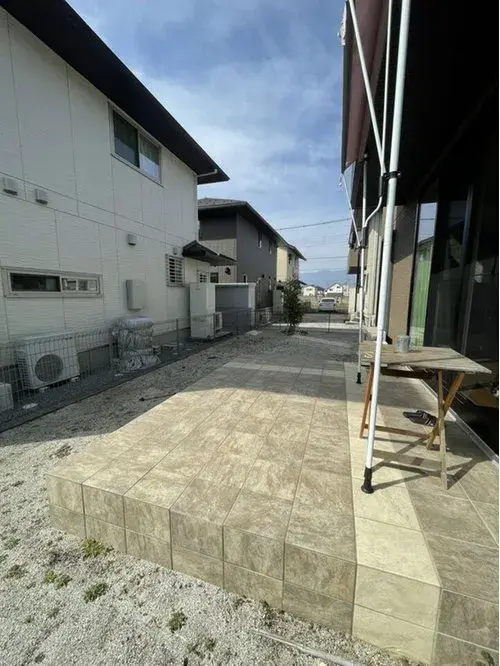 Slide 4