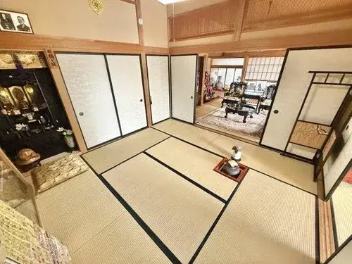 Slide 4