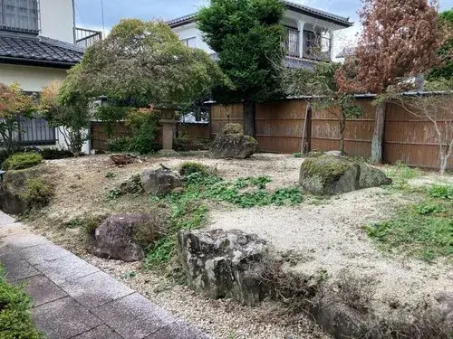 Slide 4