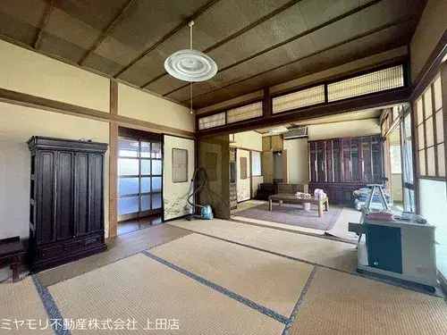 Slide 4