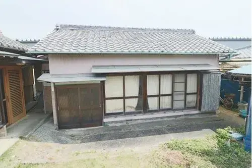 Slide 4