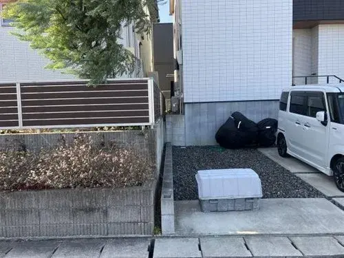 Slide 4