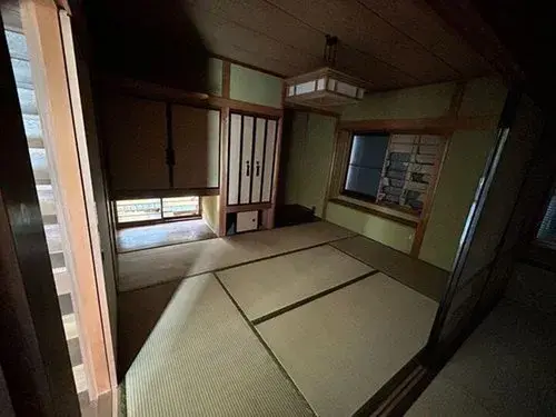 Slide 4