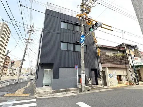 Slide 4