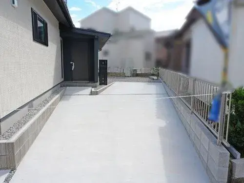 Slide 4