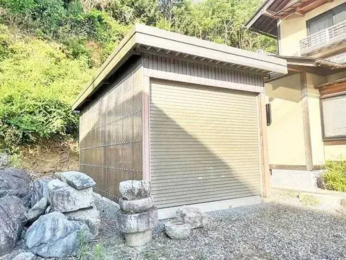 Slide 0