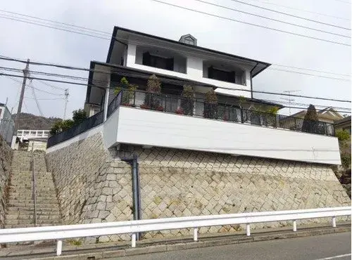 Slide 4