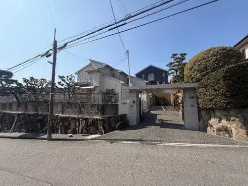 Slide 4