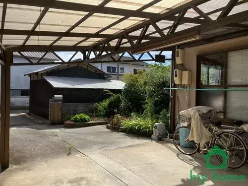 Slide 4