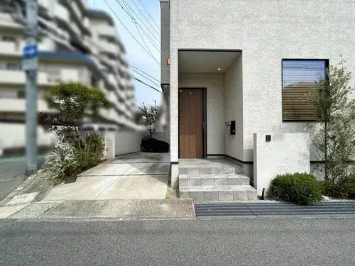 Slide 4