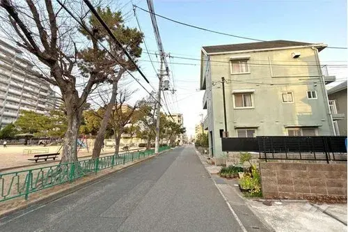 Slide 4