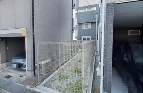 Slide 4