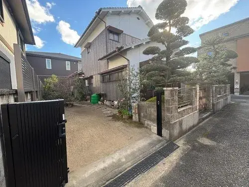 Slide 4