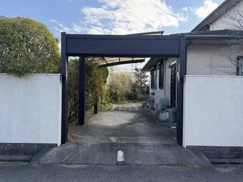 Slide 4
