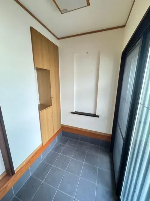 Slide 4